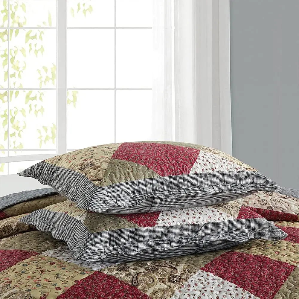 3 Pcs. Reversible Quilt Set