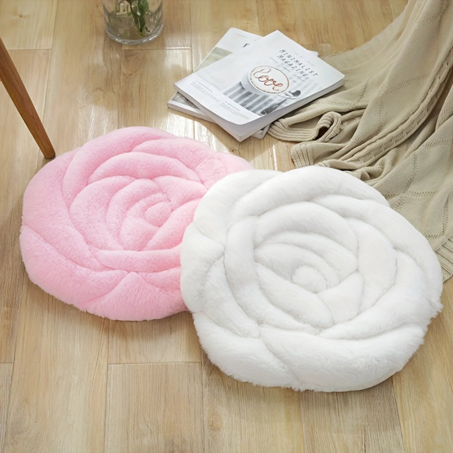 1pc Plush Cushion