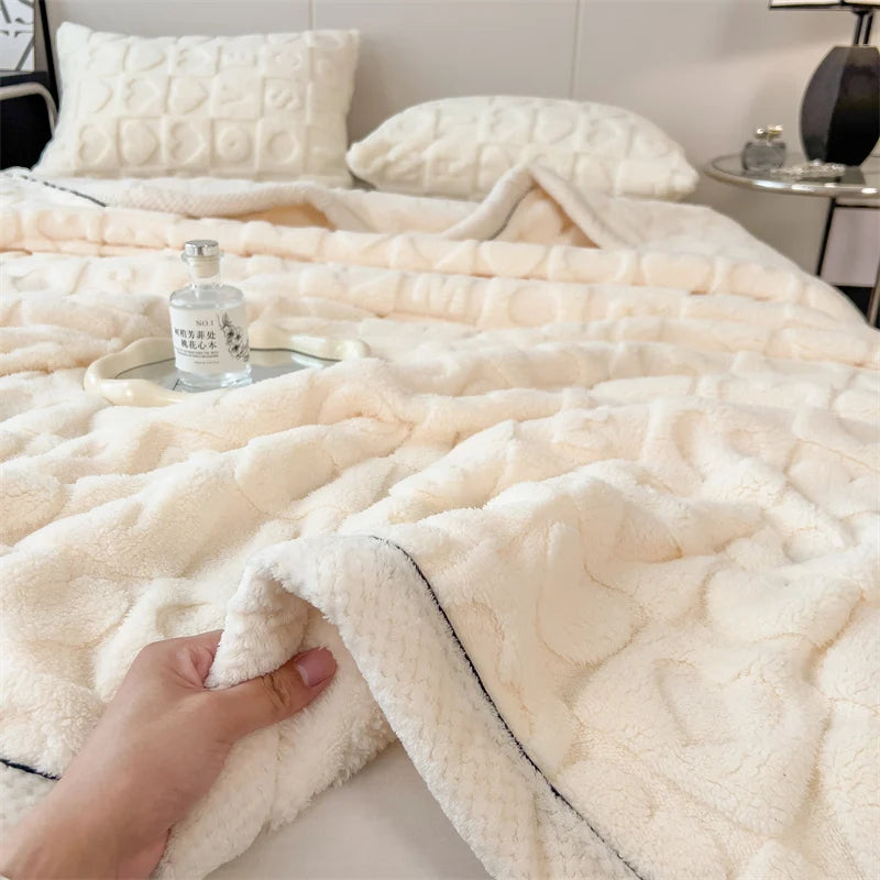 Versatile Lightweight Comfortable Blanket