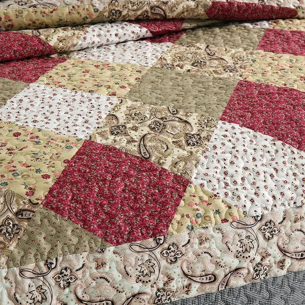 3 Pcs. Reversible Quilt Set